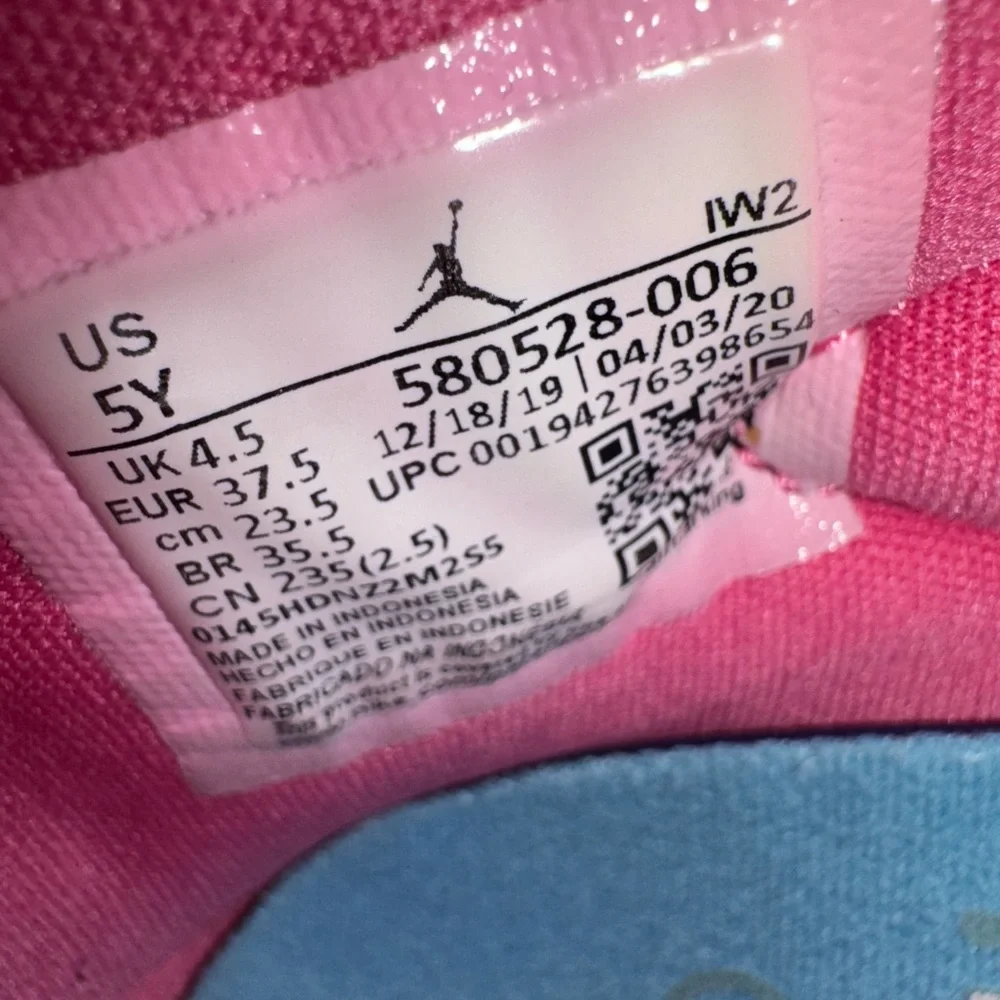 Air Jordan 8 Retro GS Black Pink Size 5Y Youth Sneakers Women size 6.5